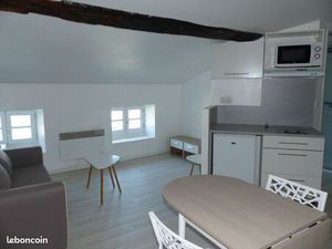 REVEL  à louer T2 loft rénové et meublé