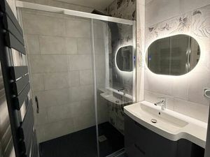 Appartement 4 pièces 75 m² – 3 chambres – Saint-Priest Ménival – Proche transports