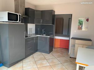 Location - Studio - 1 pièces + cuisine - 25 m² – SEYSSINS - Situé dans le haut de Seyssins