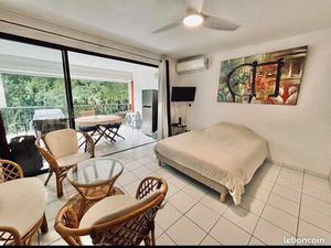 Beau studio meublé à louer