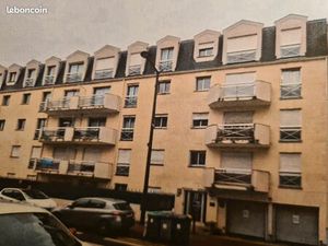 Box à louer Antony centre ville