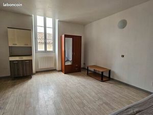 Studio semi meublé centre Jonzac