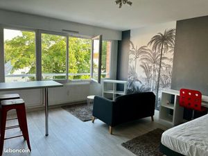 STUDIO F1 Bis MEUBLÉ 30m2 - LILLE CORMONTAIGNE