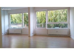 Studio lumineux - avenue des cottages