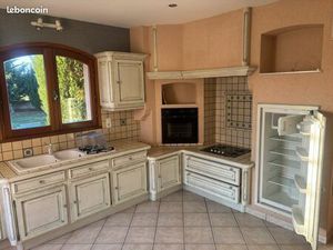 Maison 125 m2 secteur bains terrain de 1870 m2