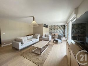 Appartement T3 à louer - 3 pièces - 102 m2 - Chateauroux - 36 - CENTRE