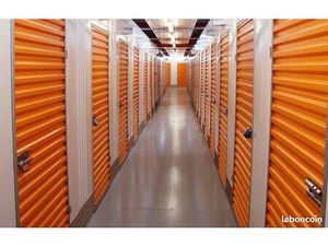 Box de Stockage / Debarrat / Garde meuble 5m² à 10m²