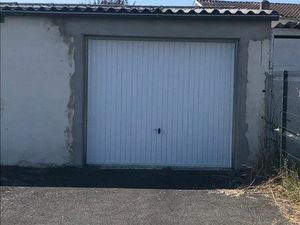 Local de stockage à louer