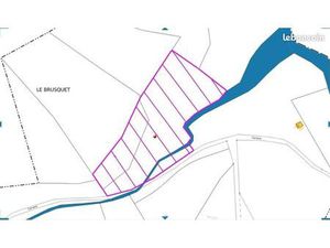 Lot de parcelles 2 366 hectares - GONFARON