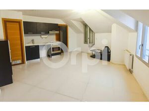 Location appartement  m² T-2 à Moussy-le-Neuf  750 €