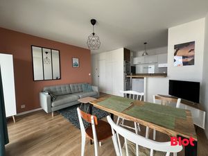 APPARTEMENT T3 MEUBLÉ A LOUER PAR BLOT CHANTEPIE