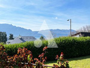 A VENDRE UNIQUEMENT CHEZ SIXIEME AVENUE AIX LES BAINS