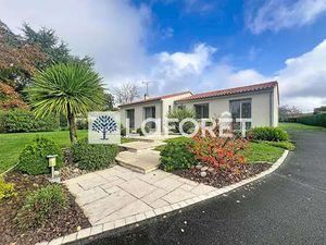 Vente Maison à Saint-Hilaire-de-Voust (85120) : à vendre / 98m² Saint-Hilaire-de-Voust