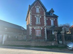 Corps de ferme de 175 m² à Saint-Quentin