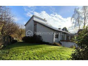 Pavillon de 140 m² à Saint-Laurent-De-Brevedent