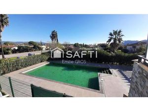 T3 en résidence sécurisée avec piscine et garage