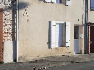 MAISON RENOVEE ET FONCTIONNELLE AVEC JARDIN