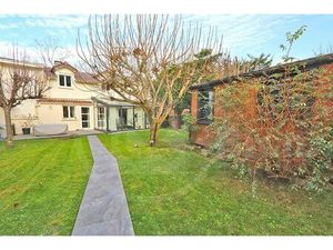 VAUCRESSON: Maison Lumineuse avec 3 chambres  un jardin et un st