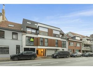 Zeer ruim 3 slaapkamer appartement (2023)