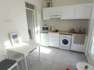 Location appartement 2 pièces 24 m² à Marseille 7 (13007)