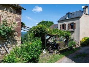 Vente Maison de village 5 pièces 122 m2 à Saint-Laurent-d'Olt