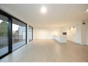 Appartement te koop in Brasschaat met 3 slaapkamers