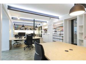 Location Paris 75010