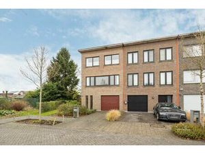 Huis te koop in Aartselaar met 3 slaapkamers