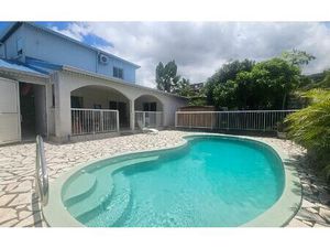 Maison Saint-Paul 180 m² T-7 à vendre  579 000 €