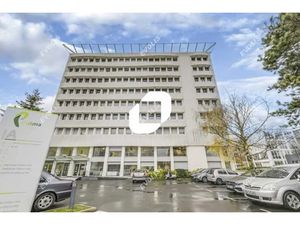 A LOUER  IMMEUBLE BBC