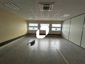 A LOUER  Proche du RER A