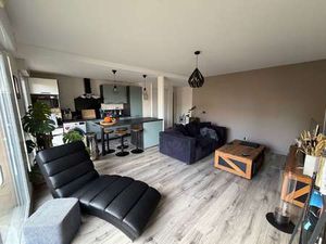 Location Appartement 4 pièces à Pont-Péan (35131) : à louer 4 pièces / 75m² Pont-Péan