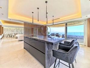 Villa de luxe de 5 pièces en location Antibes  France