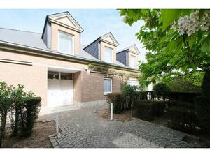 Villa à vendre avec garage et terrasse   Beersel (RBU95088)