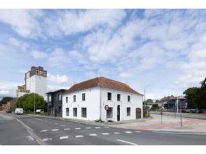 Binnenkort te koop handelspand op zichtlocatie te Lievegem.