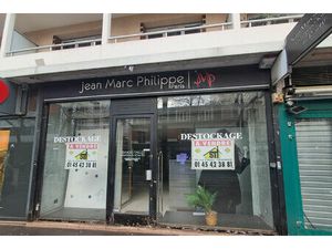 Vente divers 103 m² Paris 14 (75014)