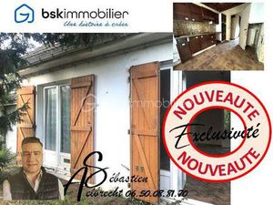 EN IMPASSE - MAISON DE RESIDENCE AVEC 1 MITOYENNETE ET GARAGE