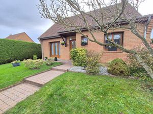 Pavillon semi Plain Pied 4 Chambres + Sous sol en impasse