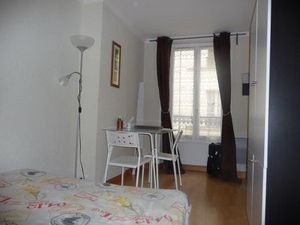 Location appartement 1 pièce 19 m² à Paris 9 (75009)
