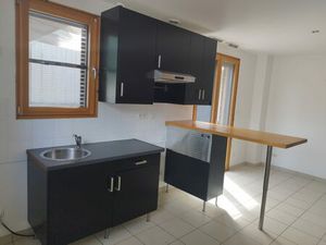 69 A VENDRE MAISON Type 2 ST PRIEST 69800