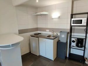 Location appartement 1 pièce 22 m² à Carpentras (84200)
