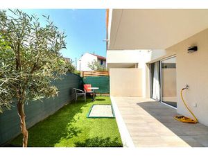 APPARTEMENT / REZ DE JARDIN