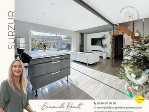 SURZUR CENTRE : Maison de caractère rénovée  terrasse plein sud  garage  4 chambres. Tout 