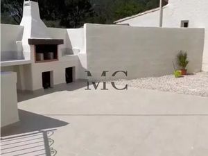 APPARTEMENT T4 - 84 m2 - TERRASSE - JARDIN