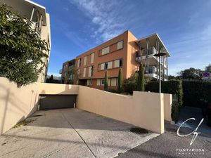 Appartement 3 pièces-FREJUS