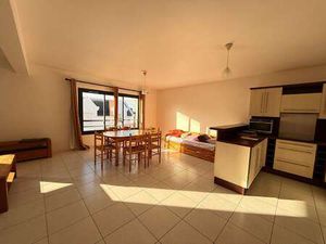 Location Appartement 2 pièces Meublé à Carantec (29660) : à louer 2 pièces Meublé / 71m² C