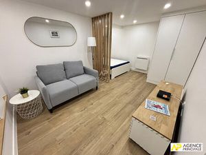 Versailles Chantiers-Mairie - studio de 27.40 m² avec entrée indépendante