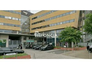 PLein centre ville de Chilly-Mazarin pour ce parking en sous-sol au 31 Avenue Pierre Bross