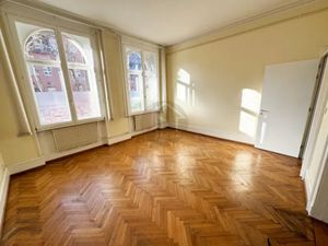 Bureau 3 pièces 70m2 dans immeuble de caractère à STRASBOURG