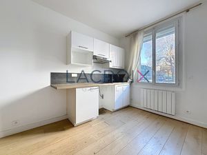 Appartement 2 pièces de 41 m2 avec jardin de 172 m2
